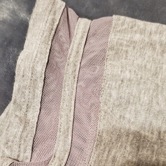 Lot Of Three Solid Color Women's Tees - Picture 5 of 5